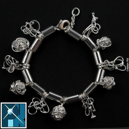 Bracelet souple sur chaîne ronde, bijou fantaisie.