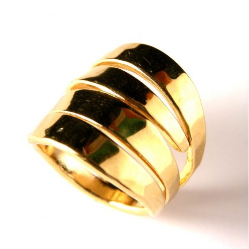 Bague plaquée or, large et ajourée, création artisanale