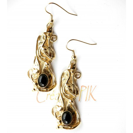 Boucles d'oreilles fantaisie en forme baroque