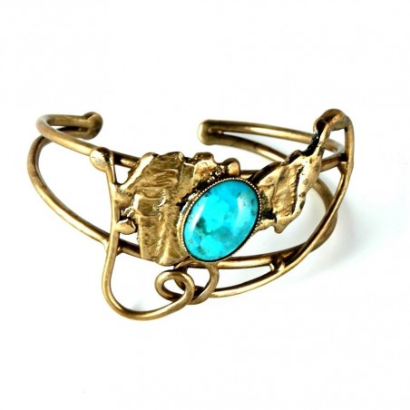 Bracelet artisanal unique fait main avec une turquoise 