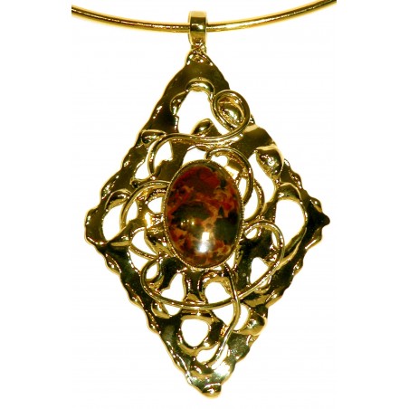 Collier losange doré, fait main par le créateur