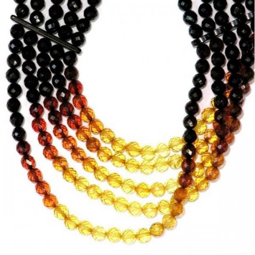 Collier en perles multicolores