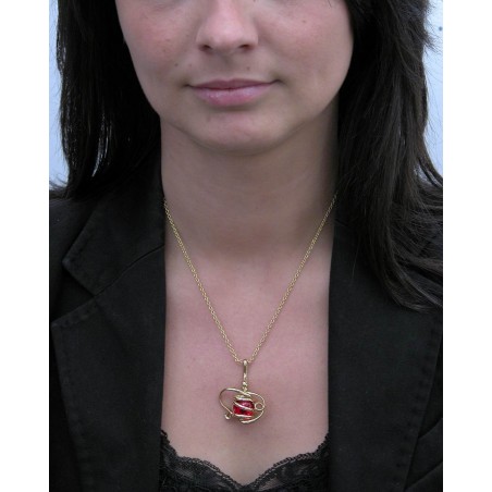 Bijou artisanal fait main.