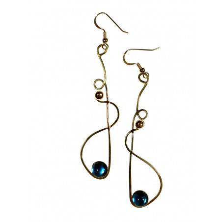 Boucles d'oreilles martelées, longues bleu clair