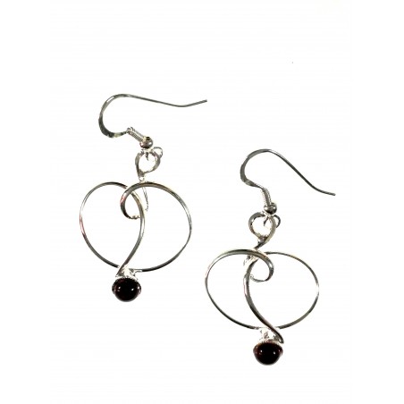 Boucles d'oreilles plaquées argent.