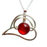 Pendentif argent, pierre rouge.