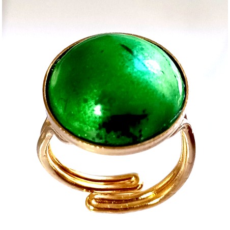 Bijou unique-bague verte en émail.