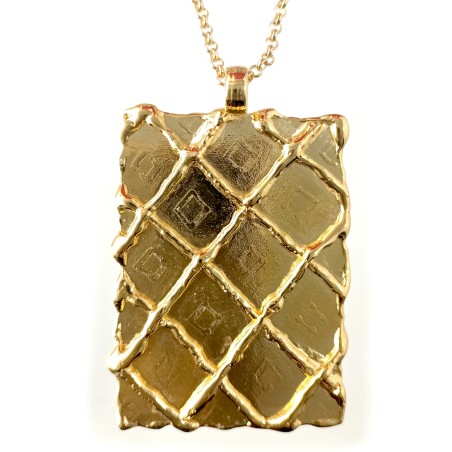 Bijou unique fabriqué en France.