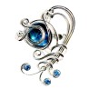Broche originale de couleur argent et bleu clair.