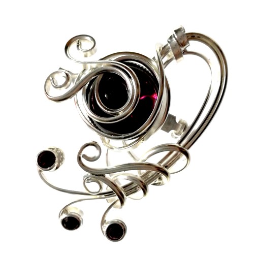 Broche avec une pierre violette, bijou fait main en France.