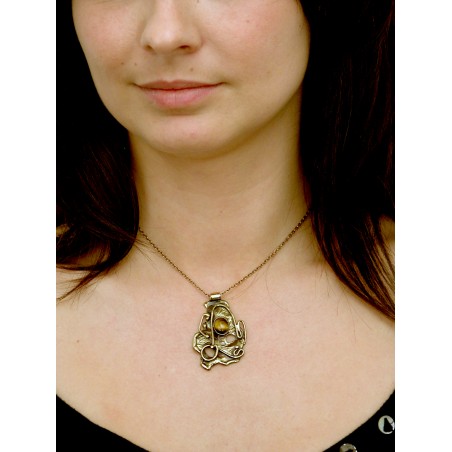 Bijoux pour femmes-pendentif artisanal avec une pierre véritable.