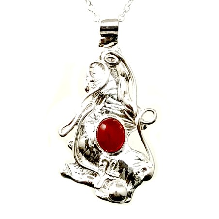 Pendentif avec la cornaline, bijou artisanal.