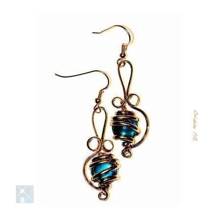 Boucles d'oreilles-bleu clair.