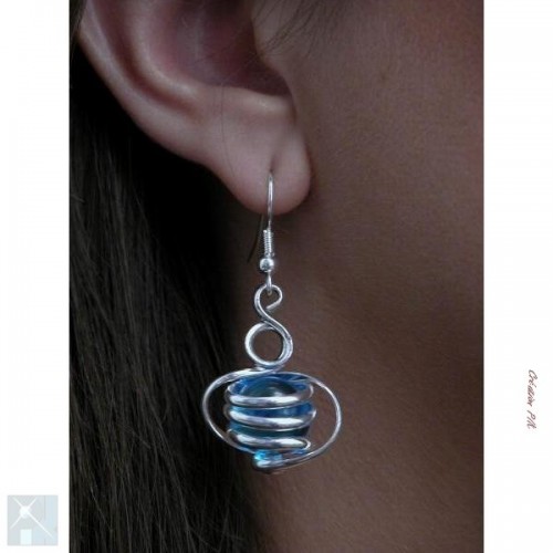 Boucles d'oreilles blanches fait main