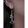 Boucles d'oreilles fleurs bleues.