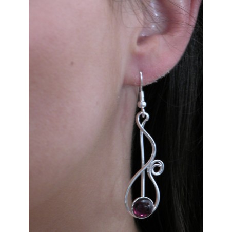 Boucles d'oreilles aériennes, argent et violet.